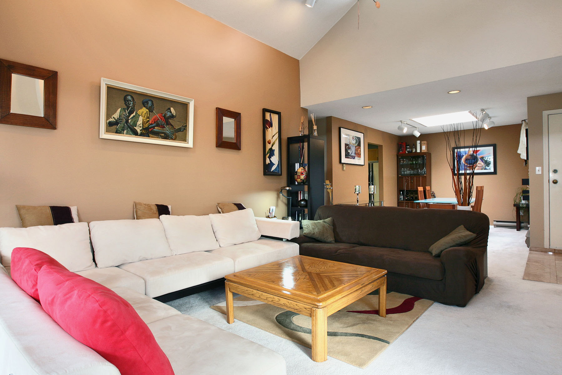 Virtual Tour of 403 2733 ATLIN PL, Coquitlam, MLS V819564, Coquitlam Real Estate, Natalie